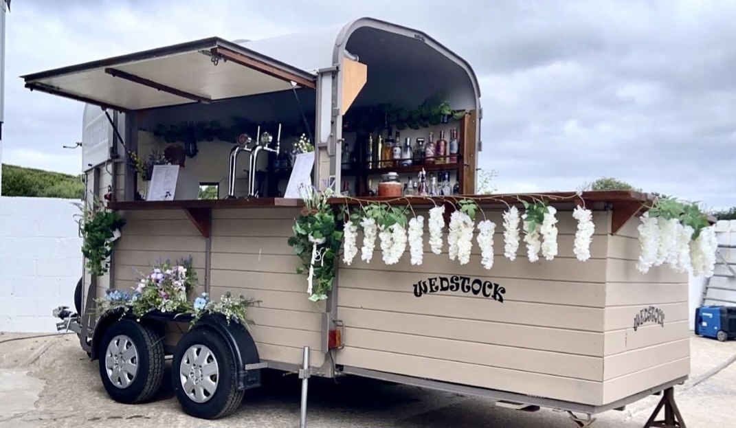 Signature Horse Box Bar