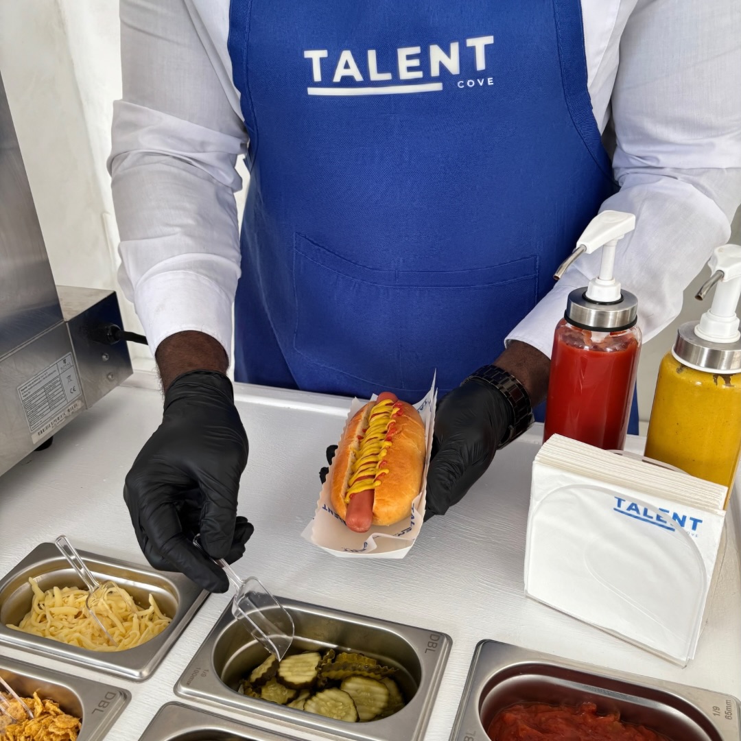 Hot Dog Machine with Unlimited Servings & Digital Screen