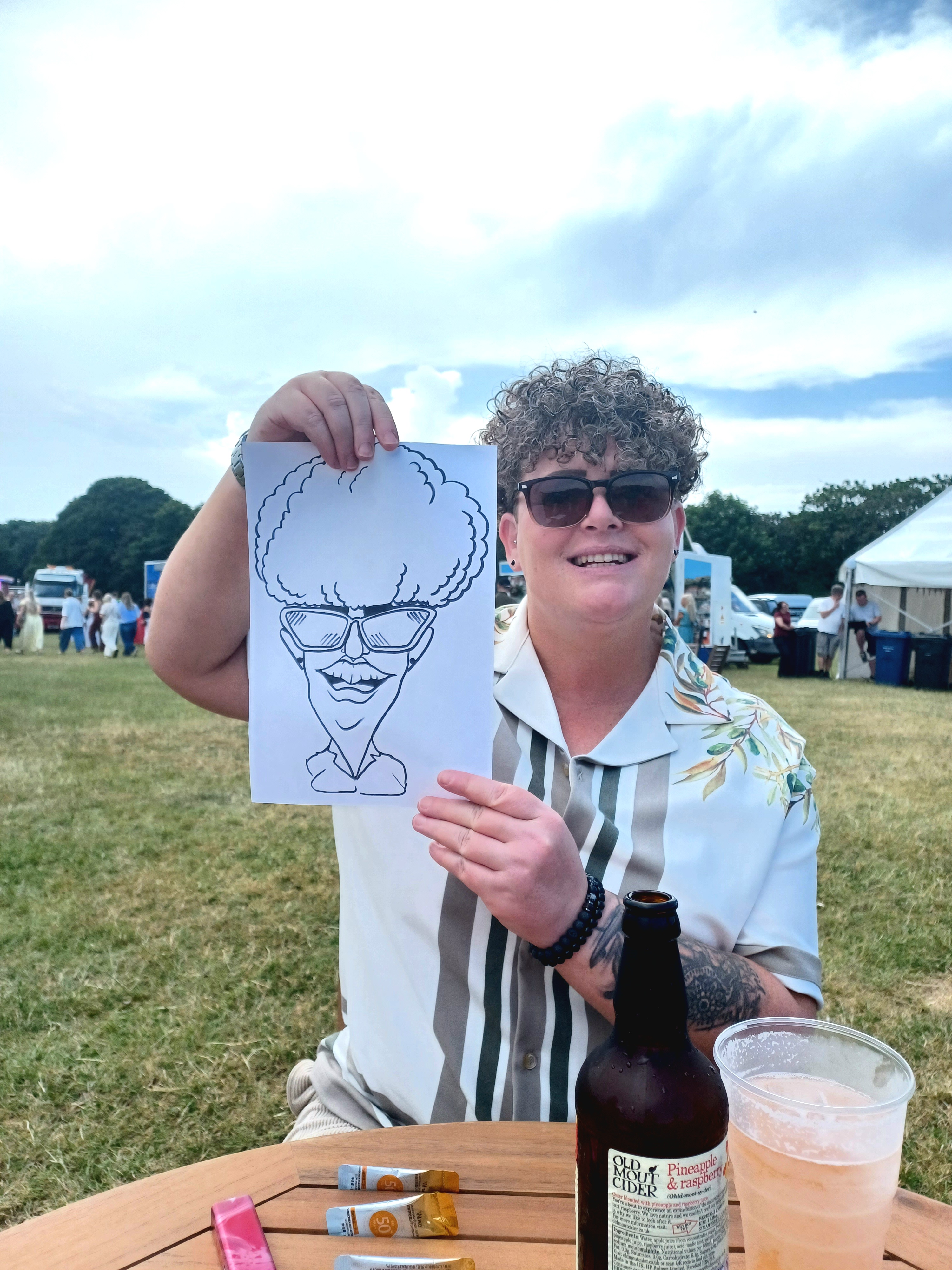 Stunning Portraits & Hilarious Caricatures