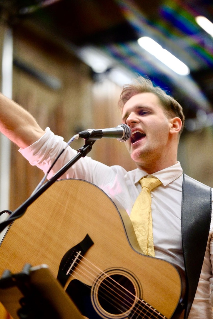 "Pineapple Xpress Music" 4-Piece Band