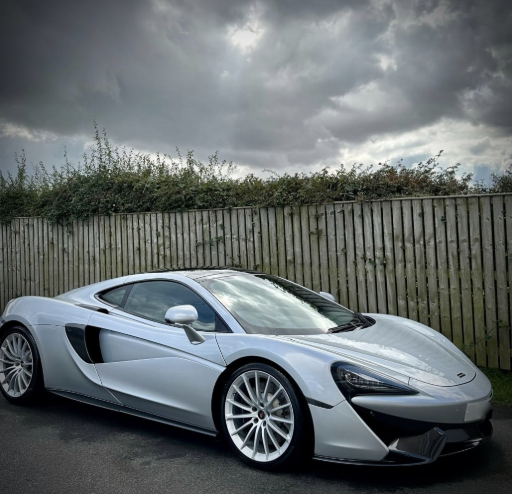 McLaren 570GT Premium Pack