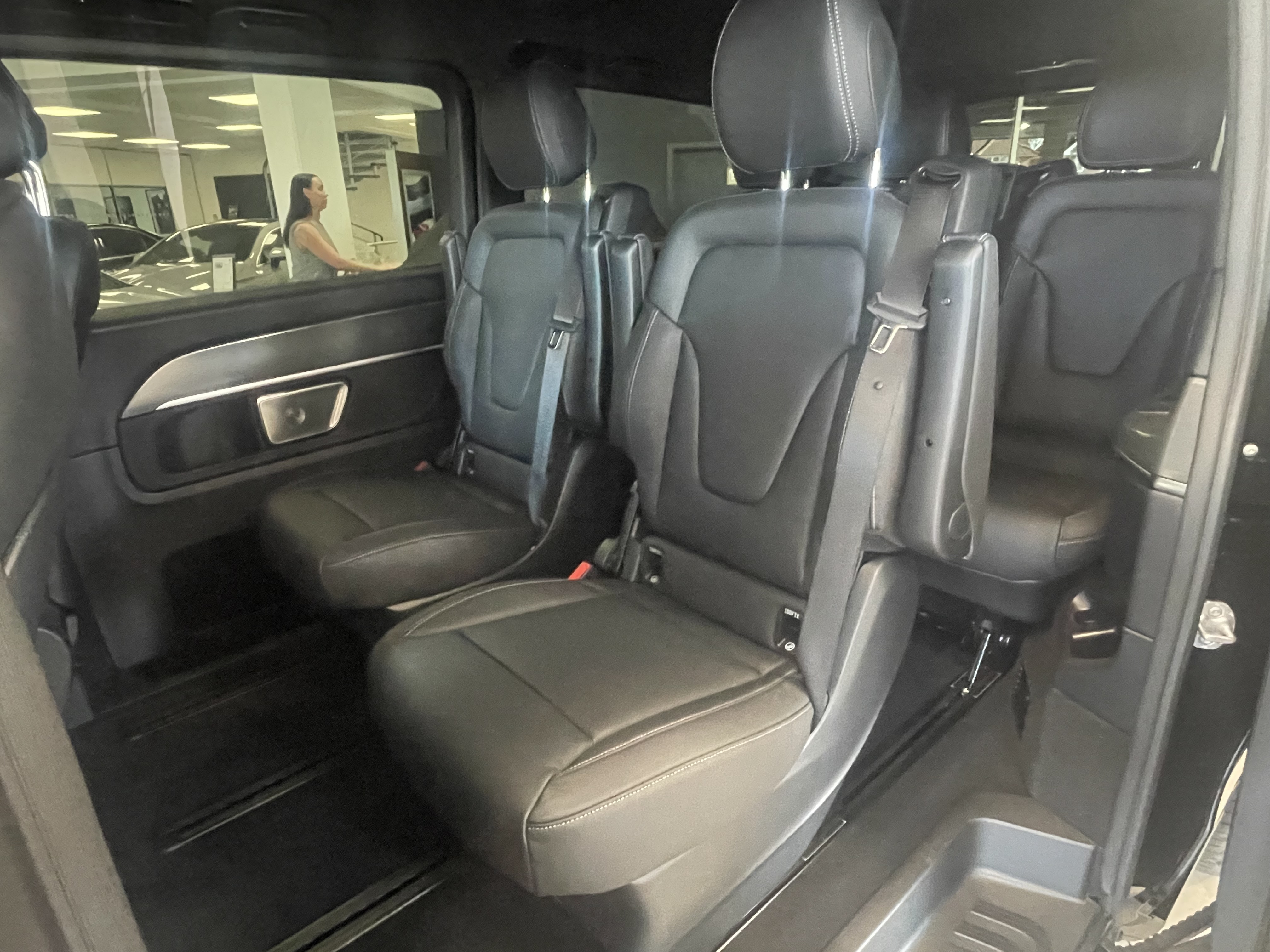 Luxury Mercedes V Class MPV