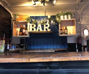 Stunning Horsebox Bar ‘Limelight’
