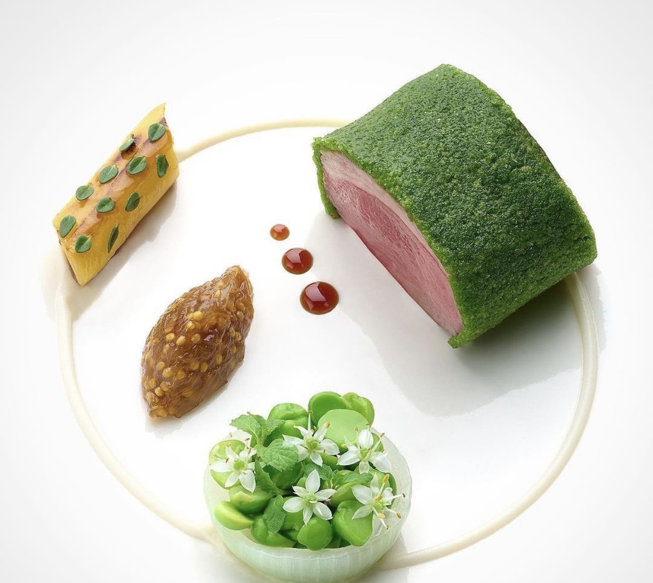 Extraordinary Culinary Experience with Selection of Canapes & Waiter