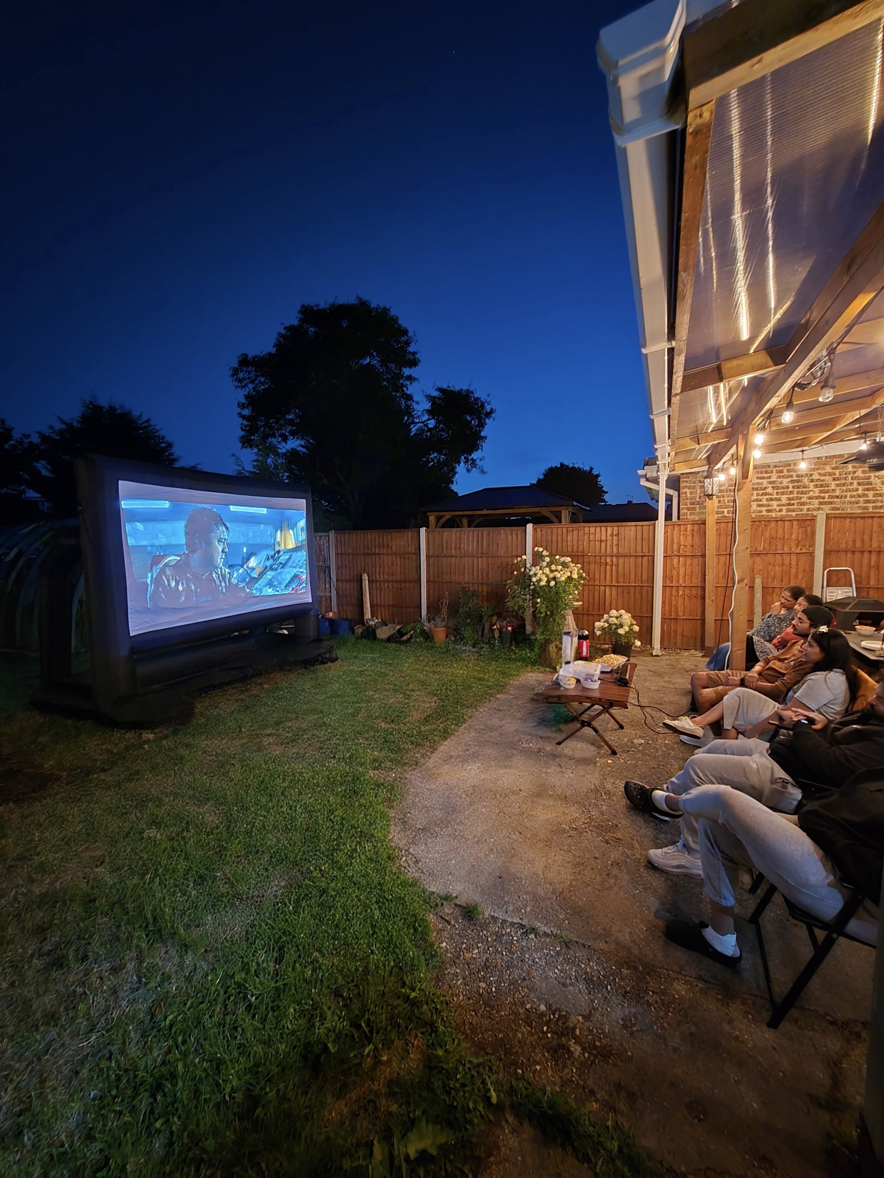 Giant Inflatable Screen & HD Projector For Outdoor Movie Nights