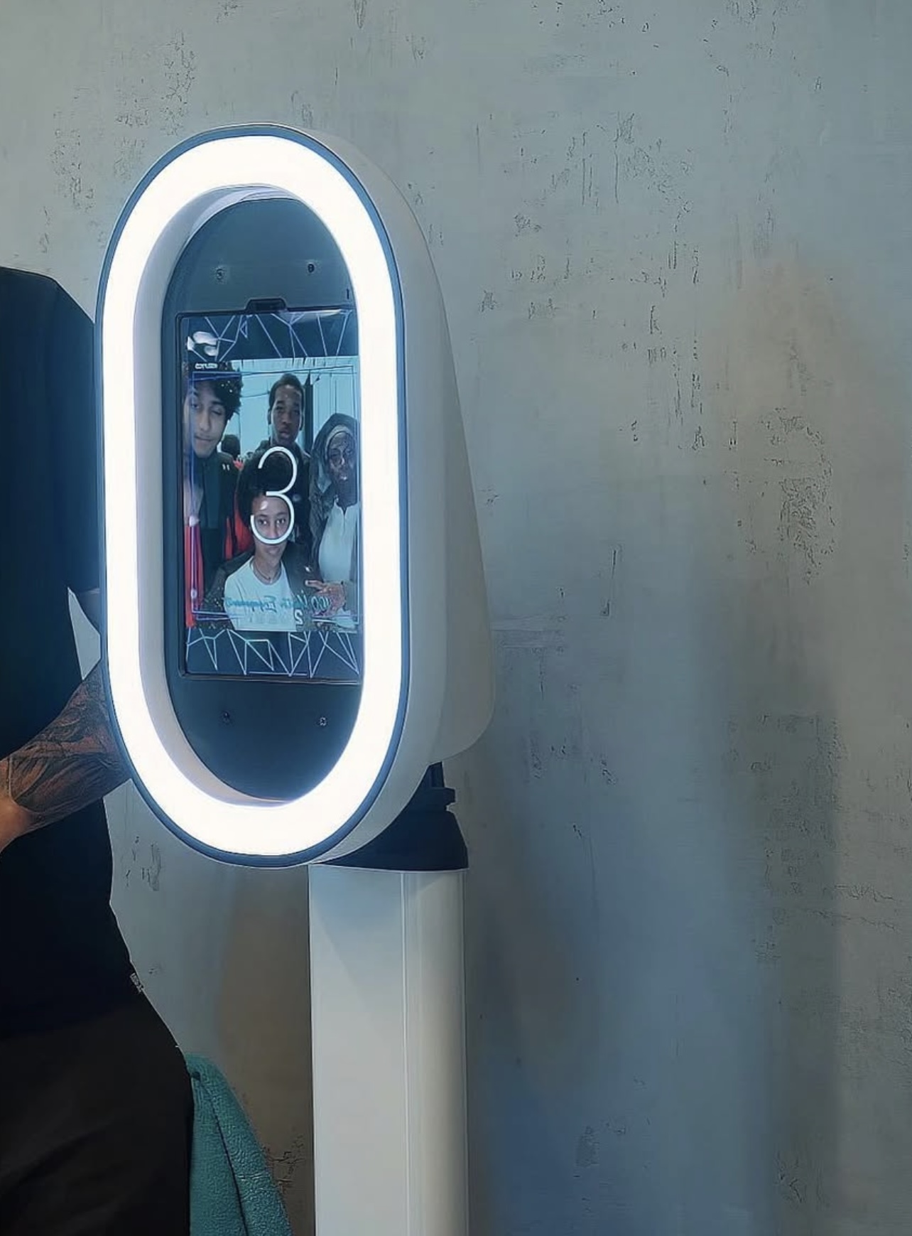 Modern Selfie Pod Photobooth