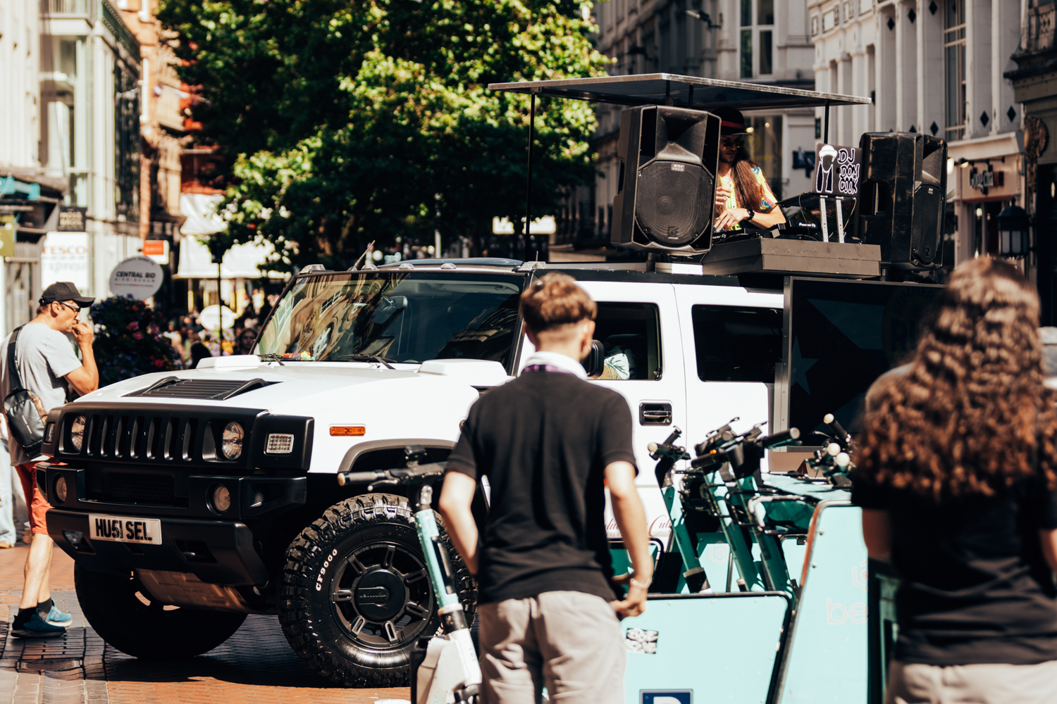 Fast, Loud & Bookable: Self‑Powered Hummer DJ Unit for Bold Events