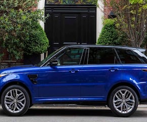 Beautiful Range Rover SVR  in Blue - perfect entrance