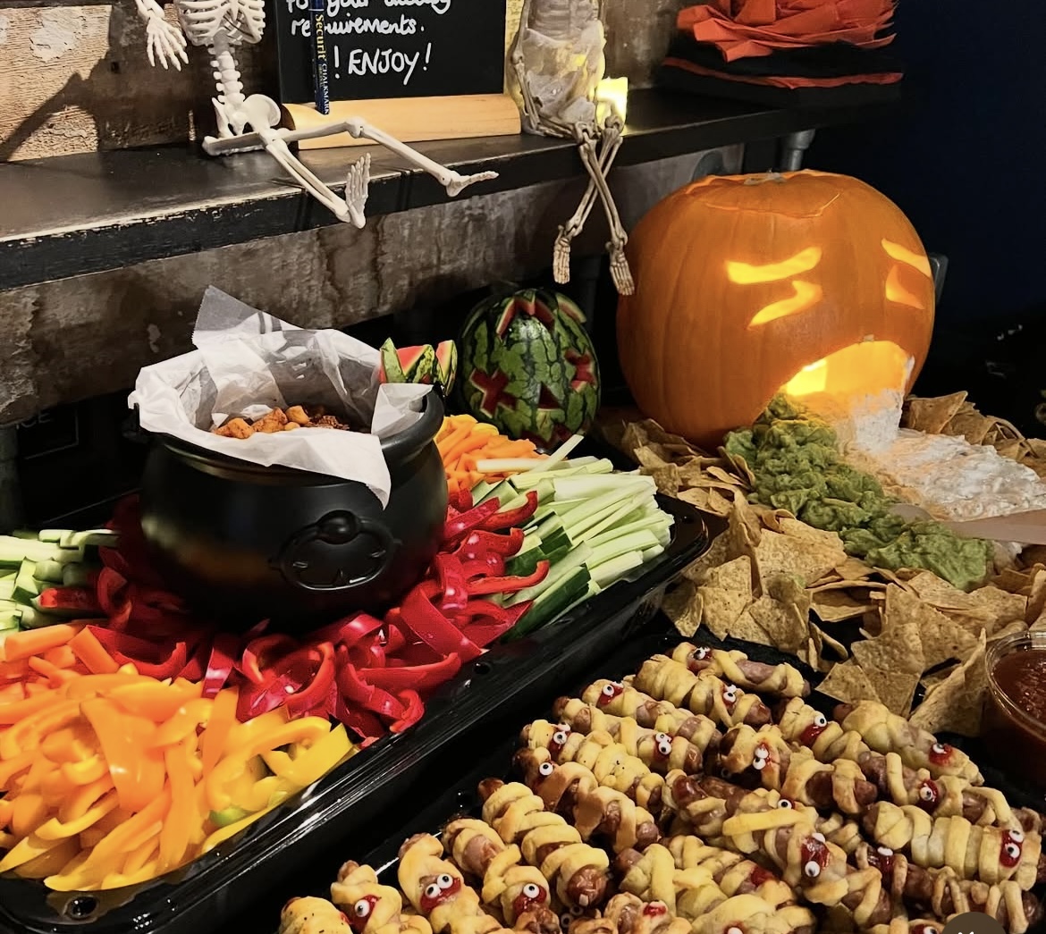 🎃 Spooktacular Halloween Finger Buffet 👻