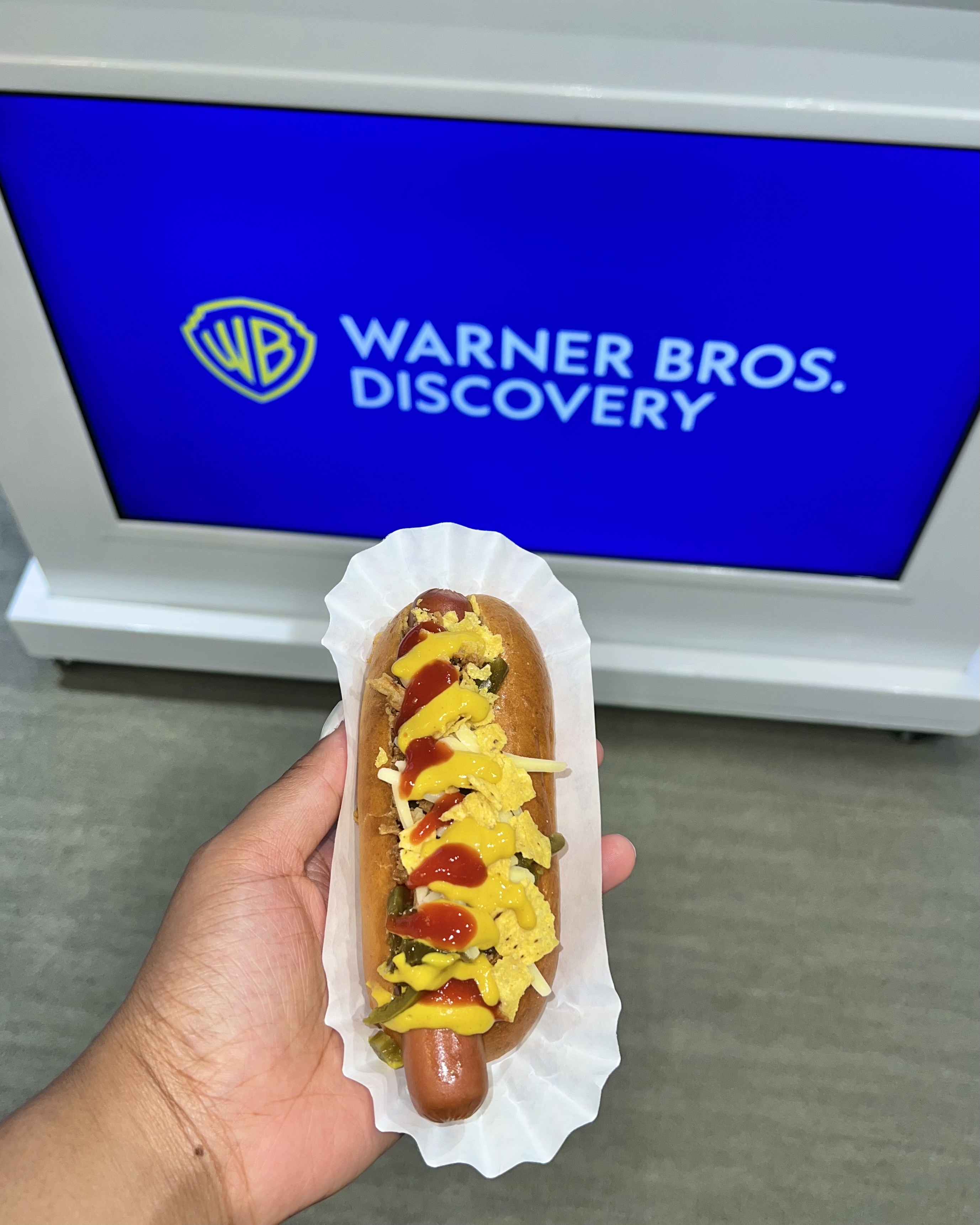 Hot Dog Machine with Unlimited Servings & Digital Screen