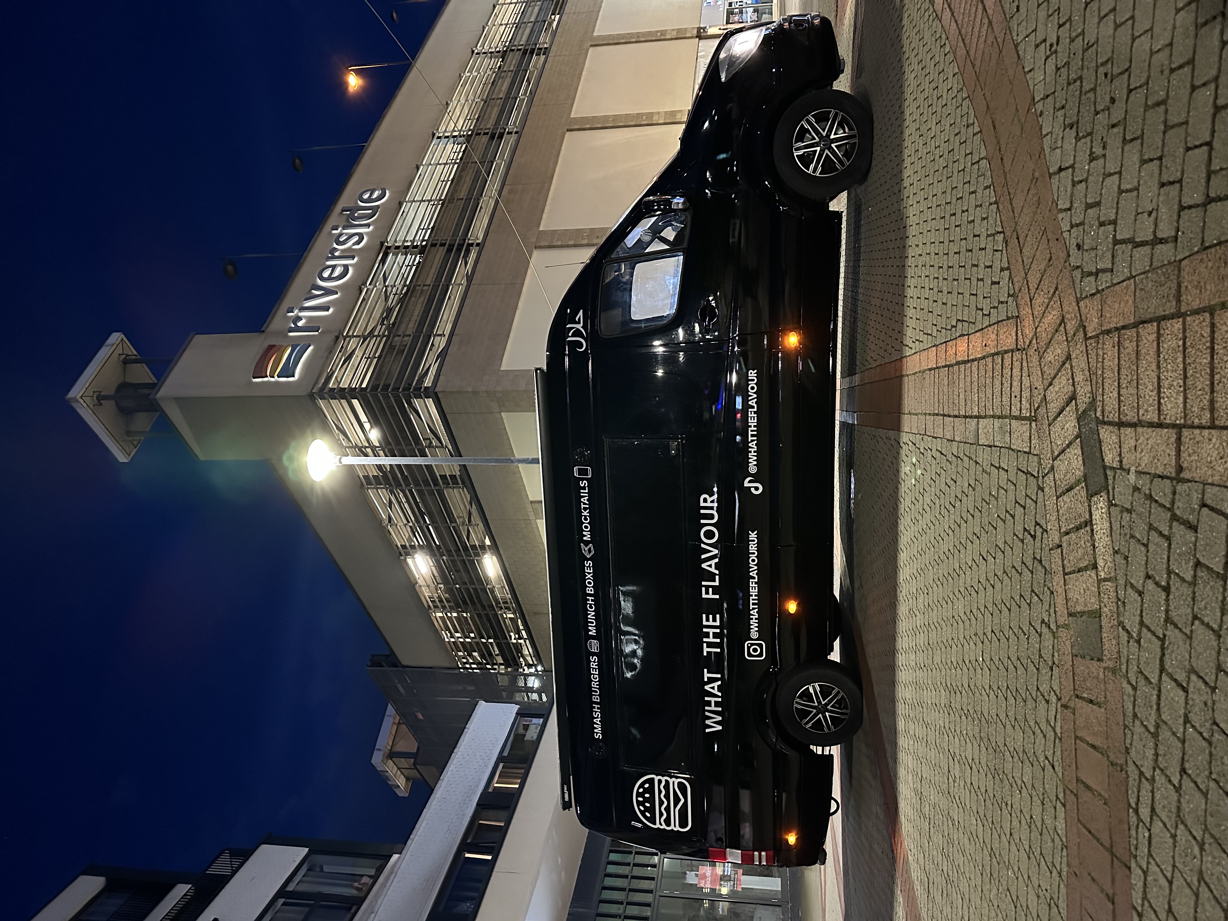 Smash Burger Truck Serving the Freshest Burgers, Tenders & Mocktails