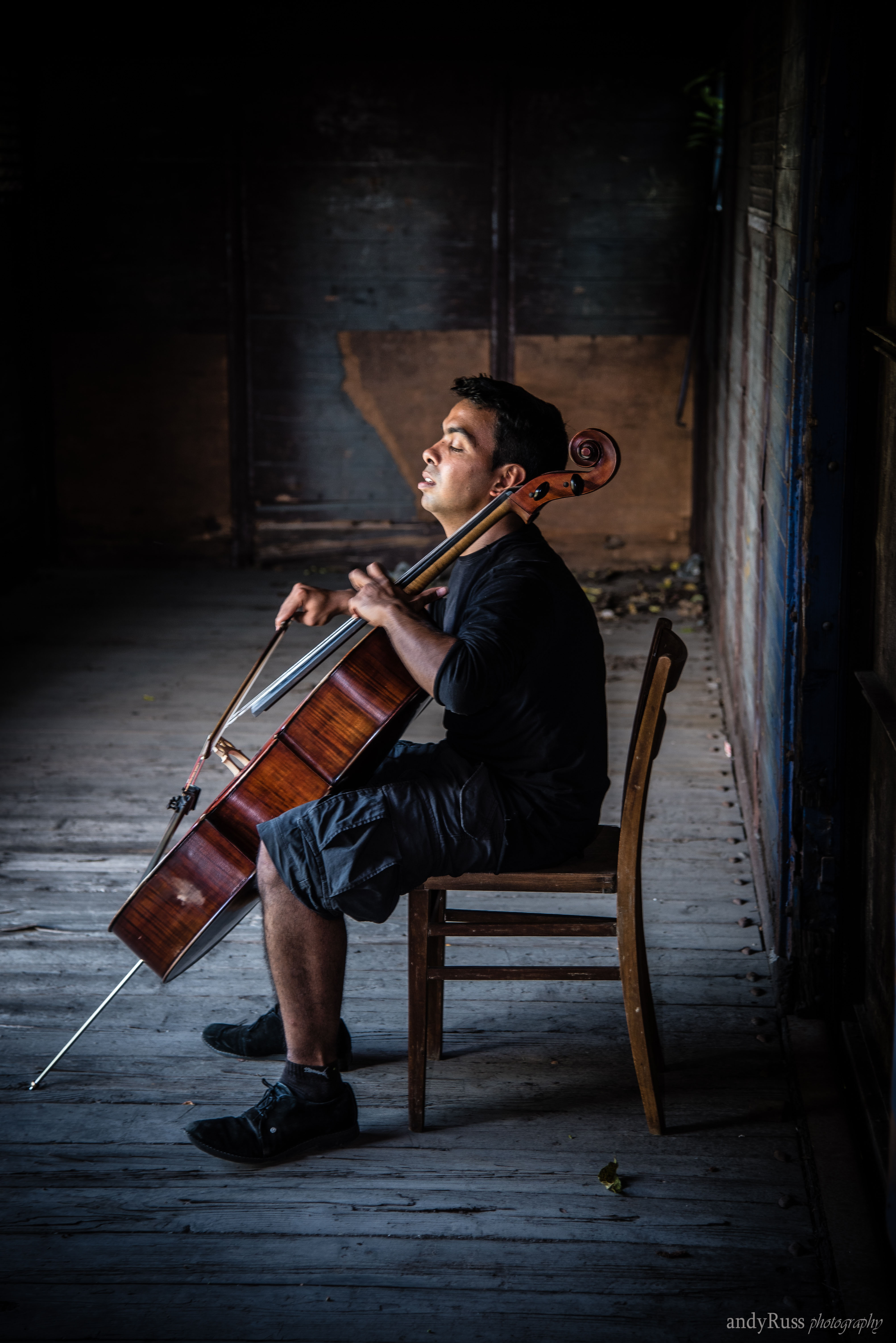 Professional Cellist & Composer – Solo, Chamber, Session & Custom Music