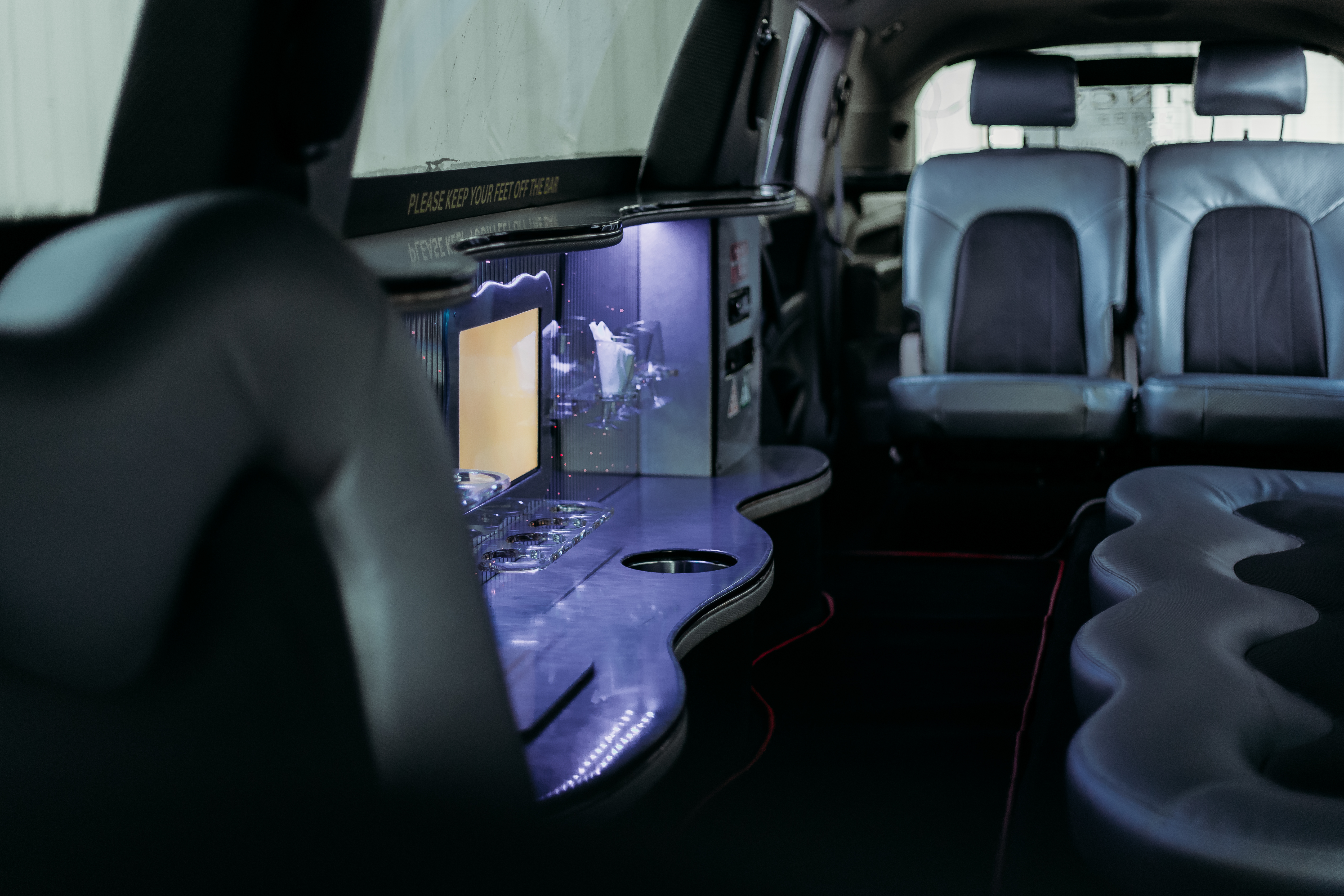 Luxury Limousine Audi Q7