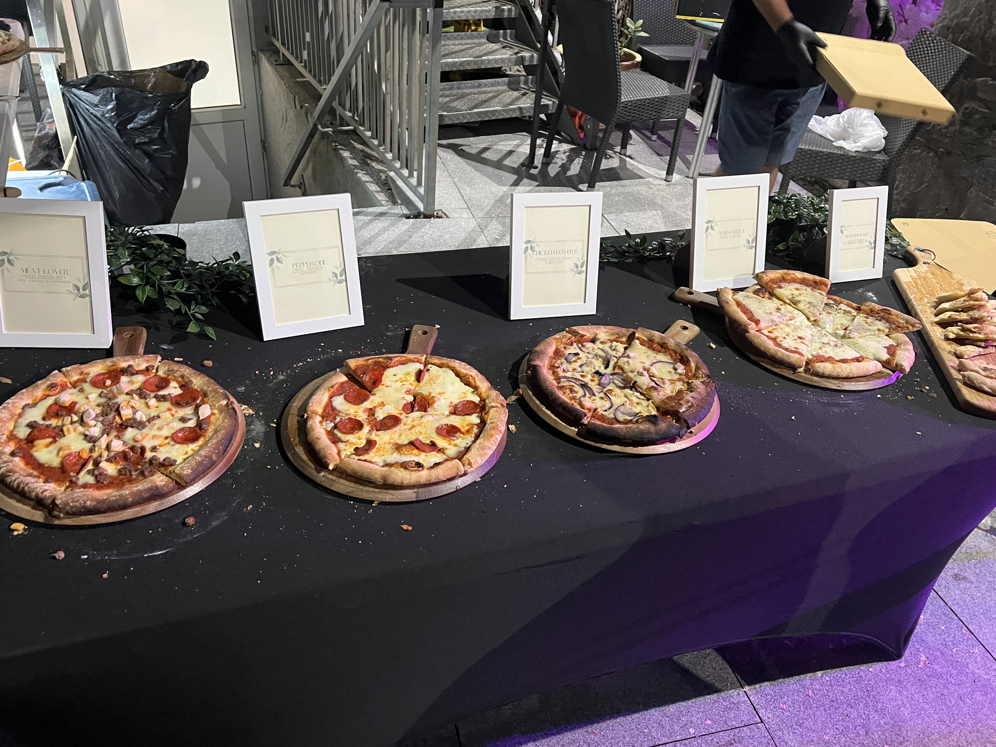 Fresh Pizzas Served from Stylish Horsebox