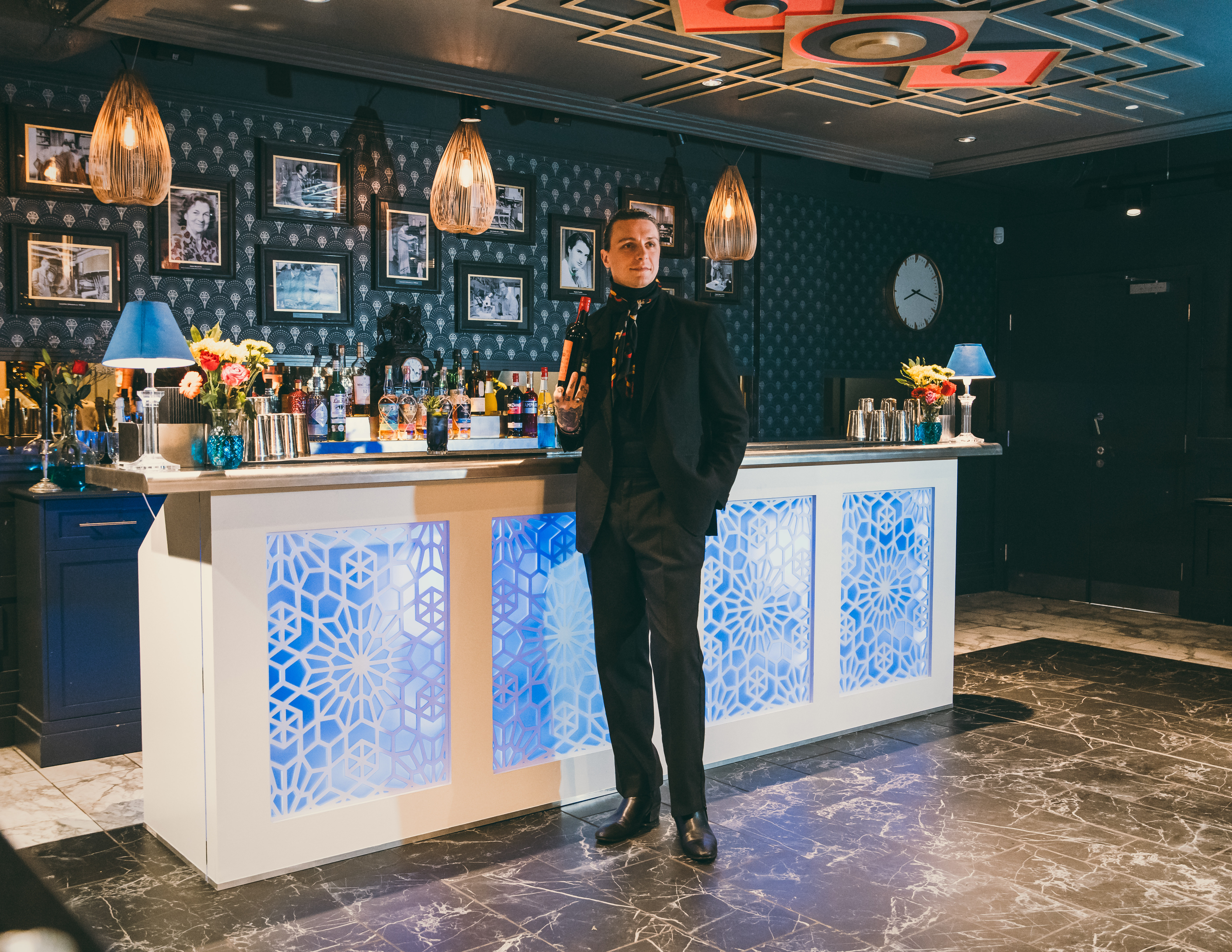 Visually Stunning Premium Bar Serving Bespoke Cocktails & More