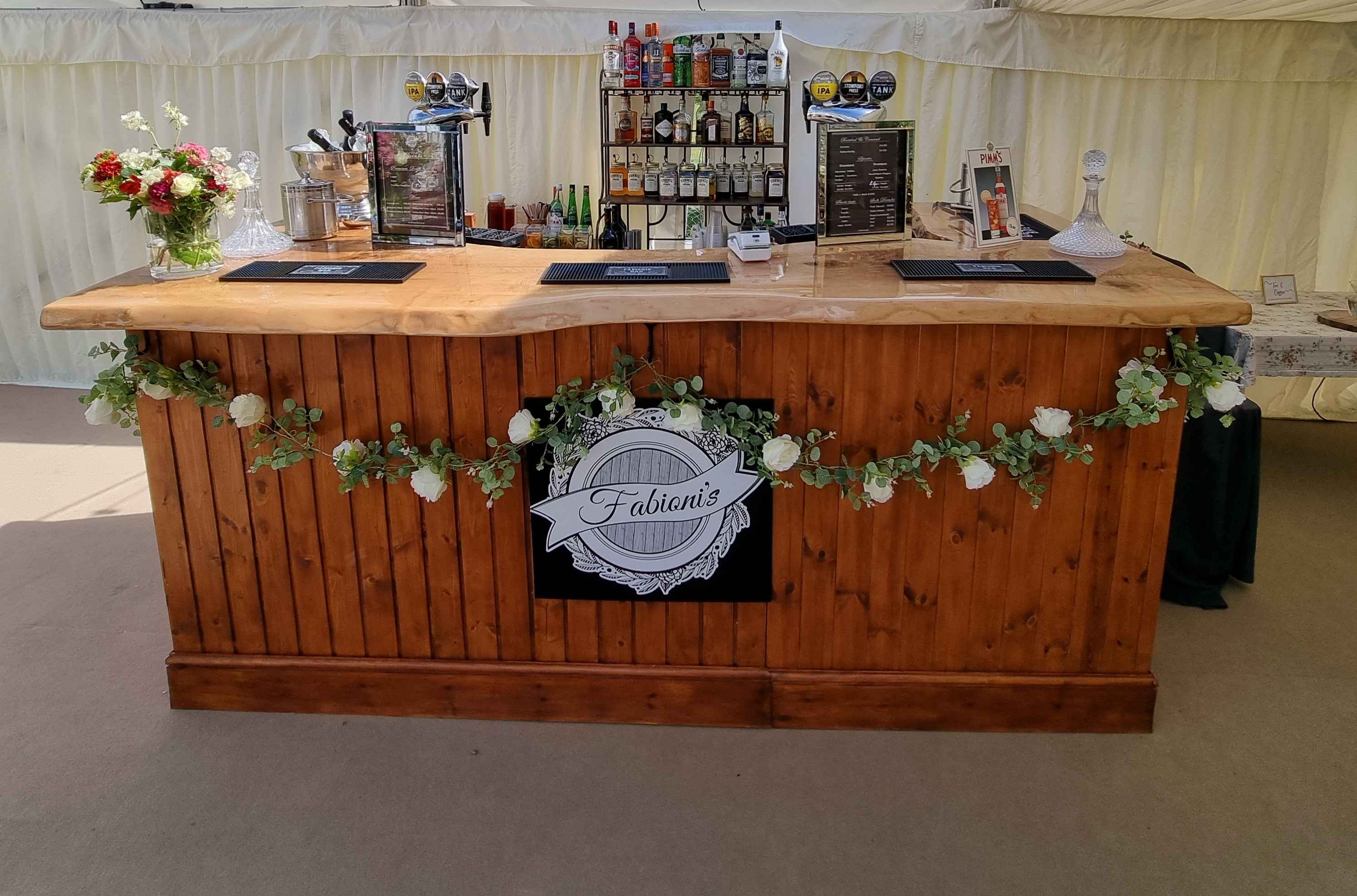 Award-Winning Rustic Bar with Bespoke Cocktails & Seamless Service