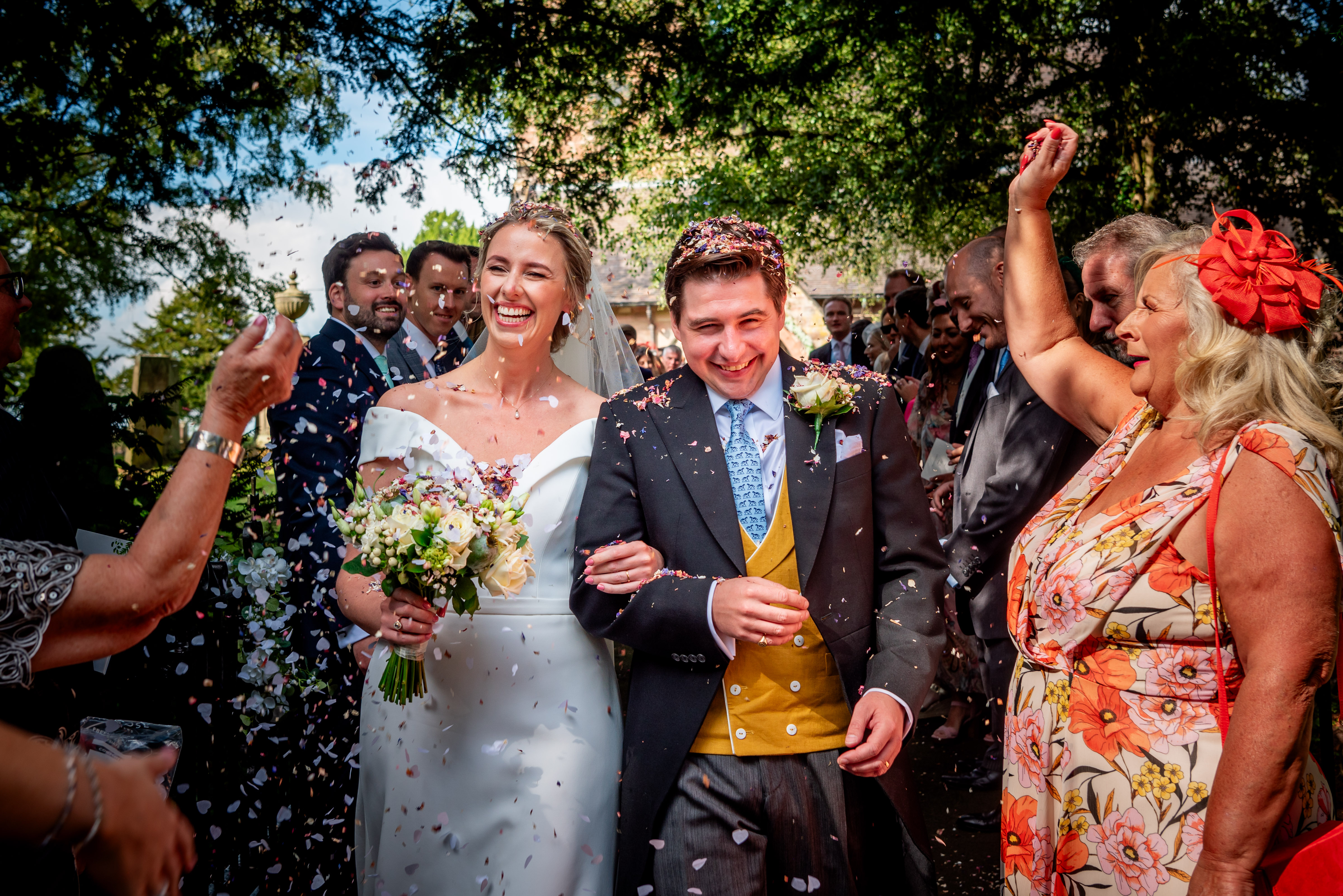 Naturally Beautiful Photography Documenting the Atmosphere of your Wedding