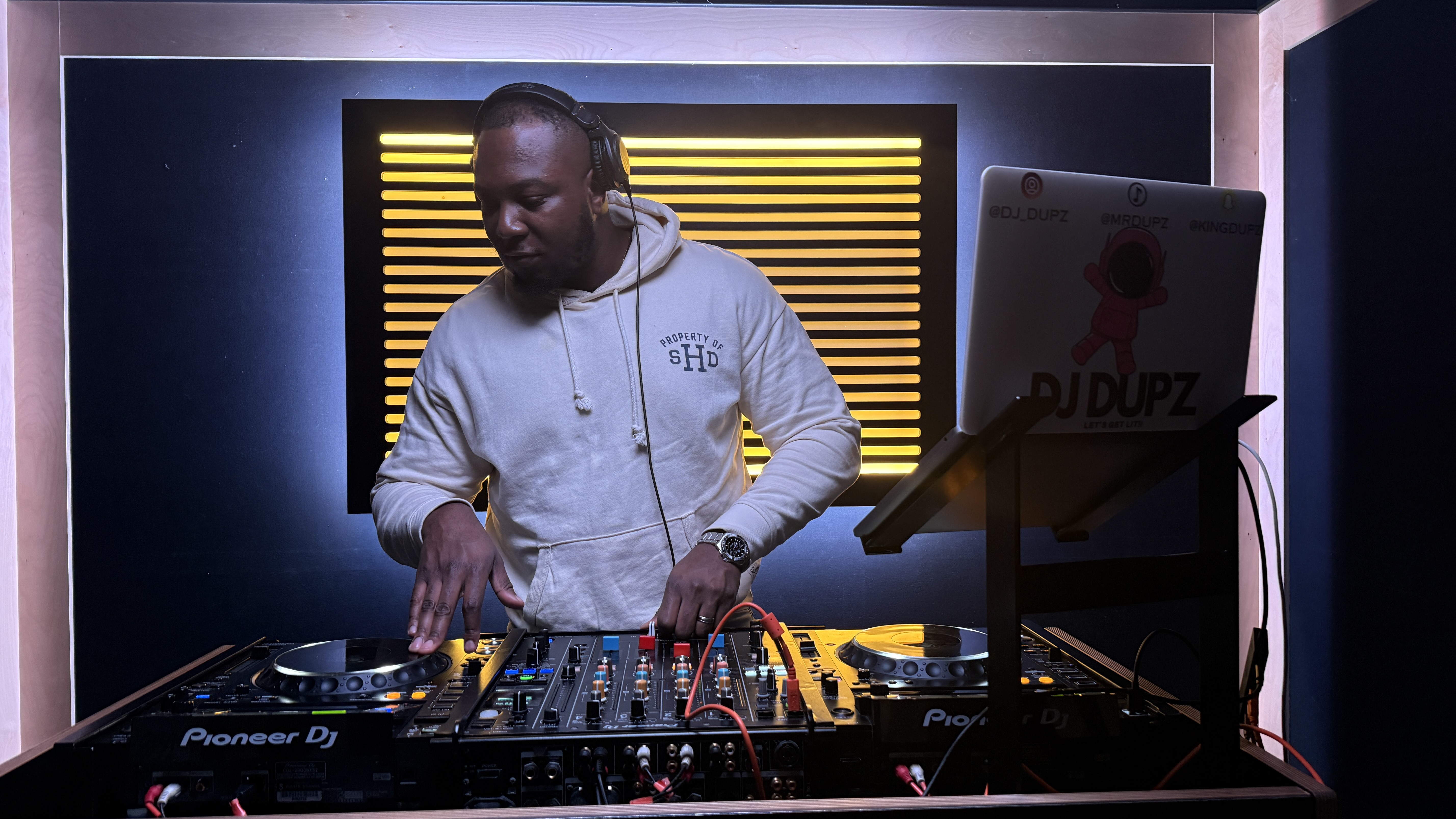 Multi-Genre DJ Delivering Vibrant Beats for Every Occasion