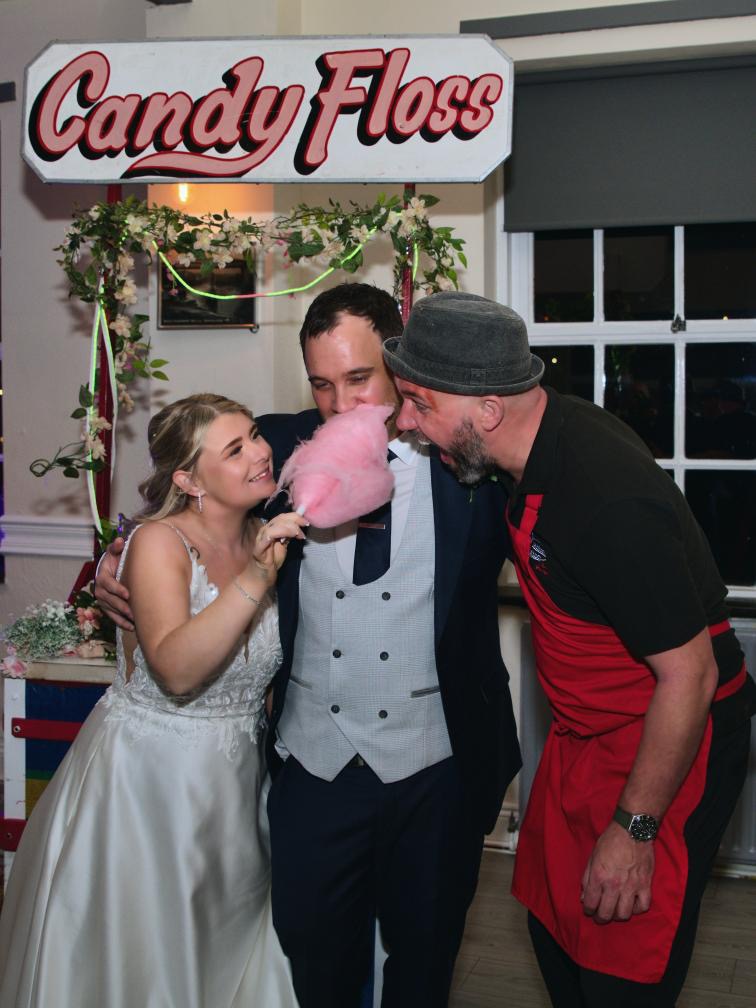Unlimited Freshly Spun Candyfloss In Pink