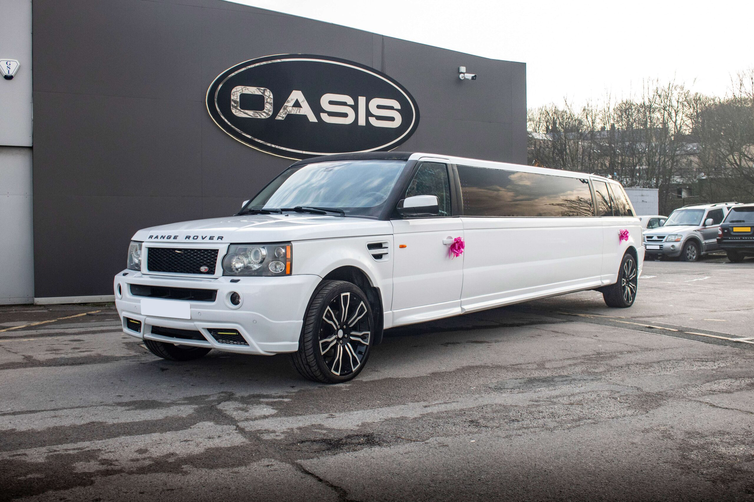 8 Seater Stretch Range Rover Sport Limousine