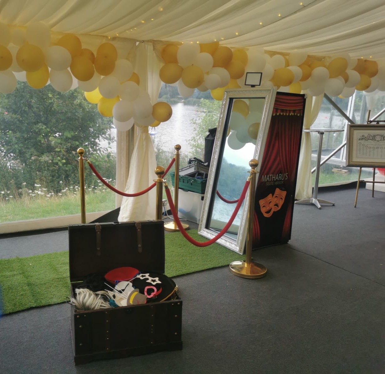 Magic Mirror Photo Booth Take Great Quality Fun Photos