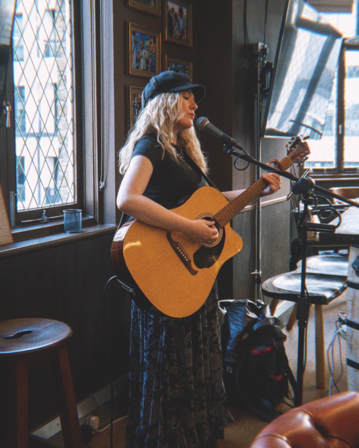 If Alanis, Janis, Hayley and Florence had a 4 mother baby