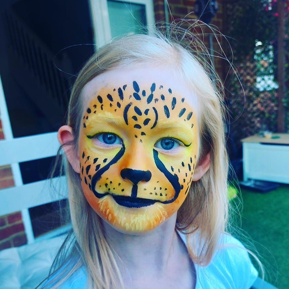 Passionate Faces & Glitter Guru