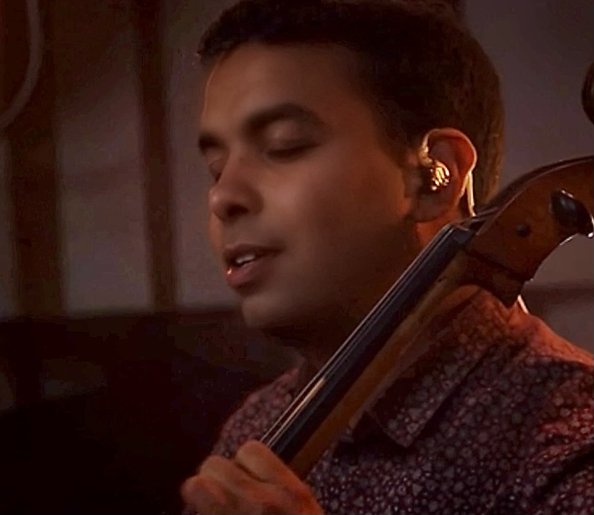 Professional Cellist & Composer – Solo, Chamber, Session & Custom Music