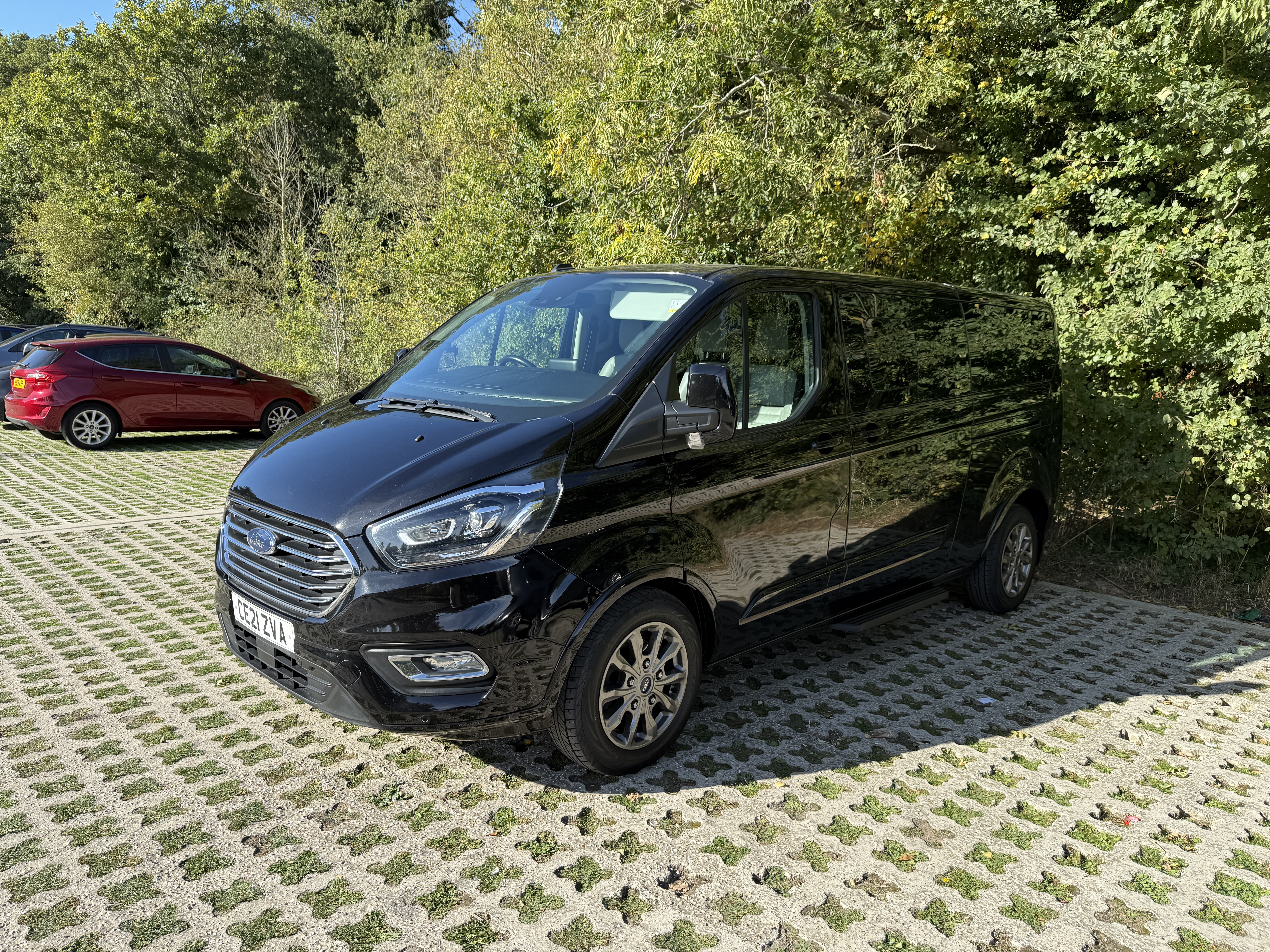 8-Passenger Luxury Minibus with Starlight Ceiling & TV