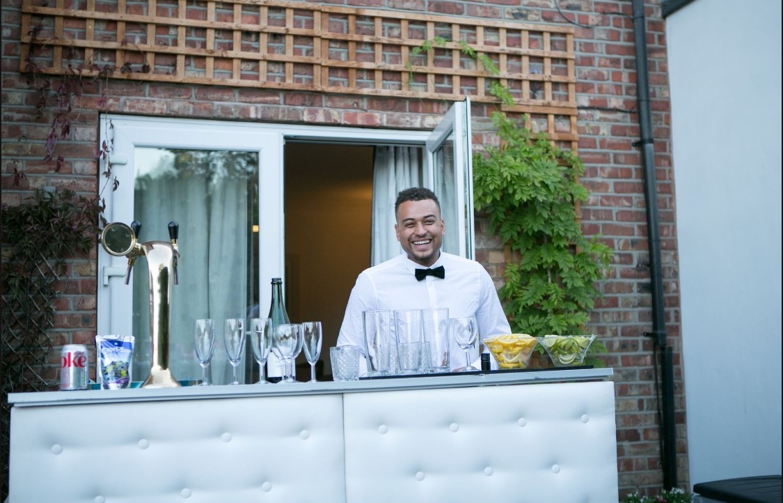 All-Inclusive Cocktail, Beer, Gin & Wine Bar