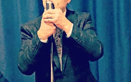 Quality Vintage Style Solo Singer Steve Conway 