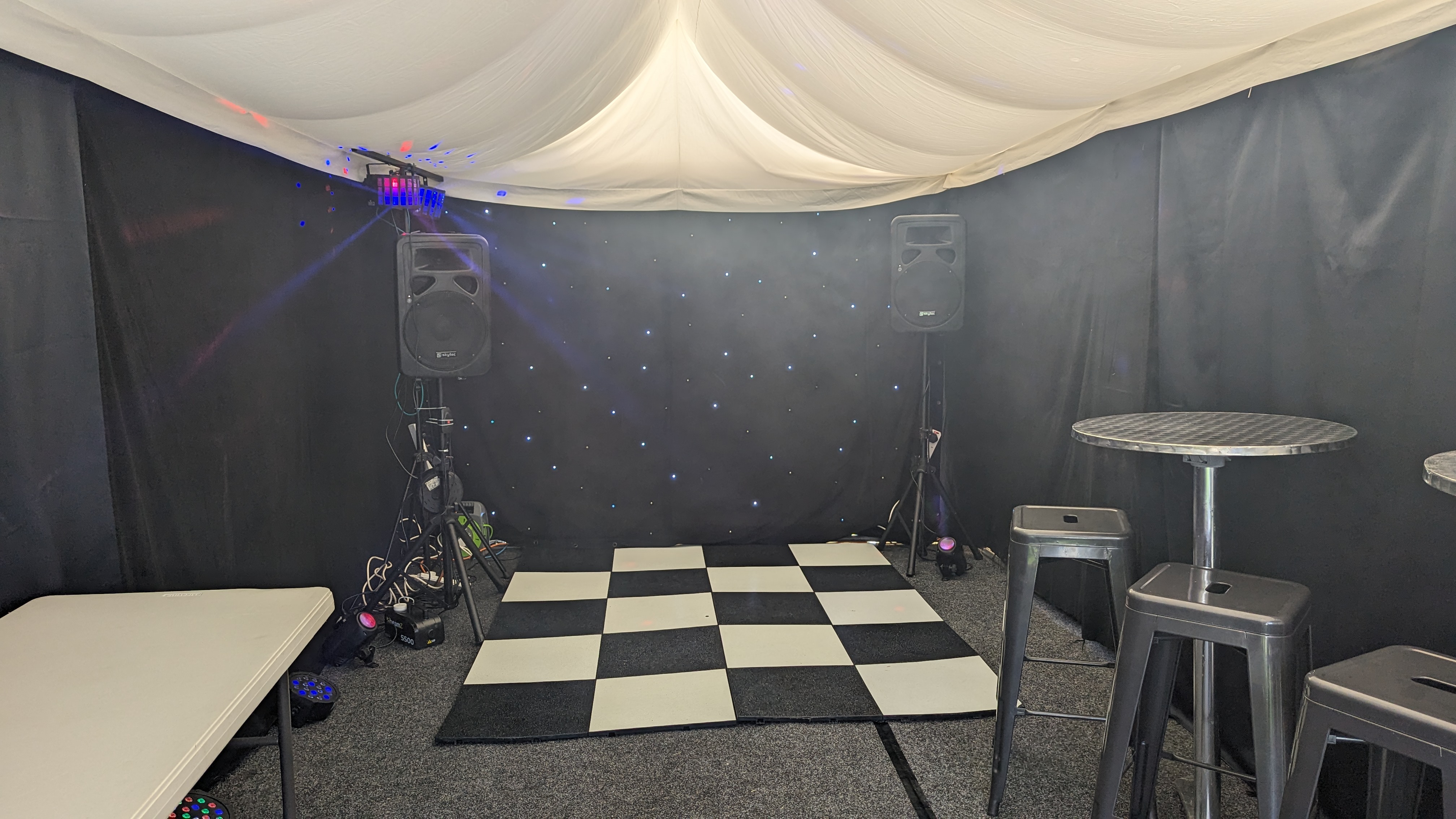 3m x 8m Nightclub On The Lawn Party Tent