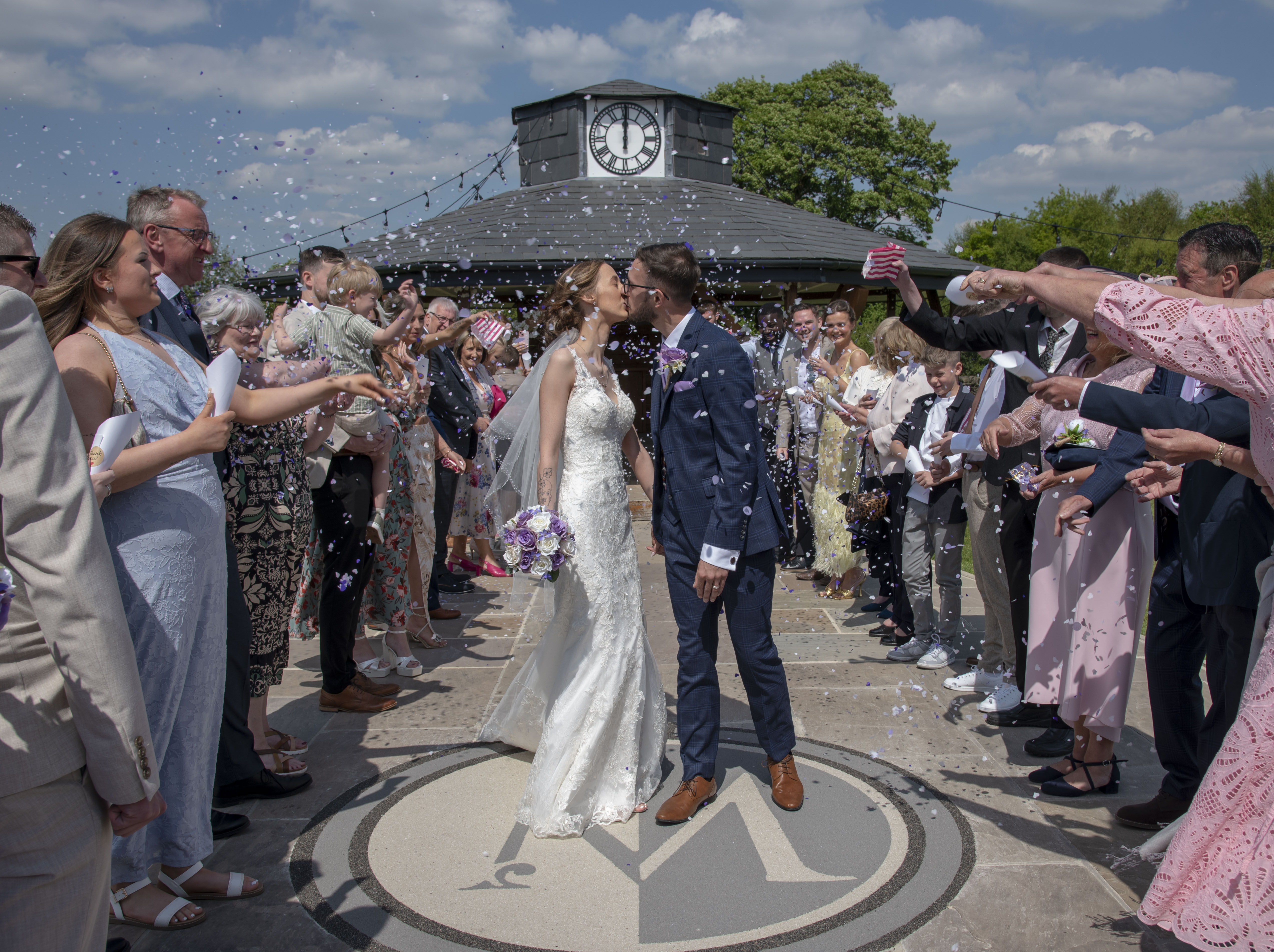 Timeless Wedding Photos at a Friendly Price