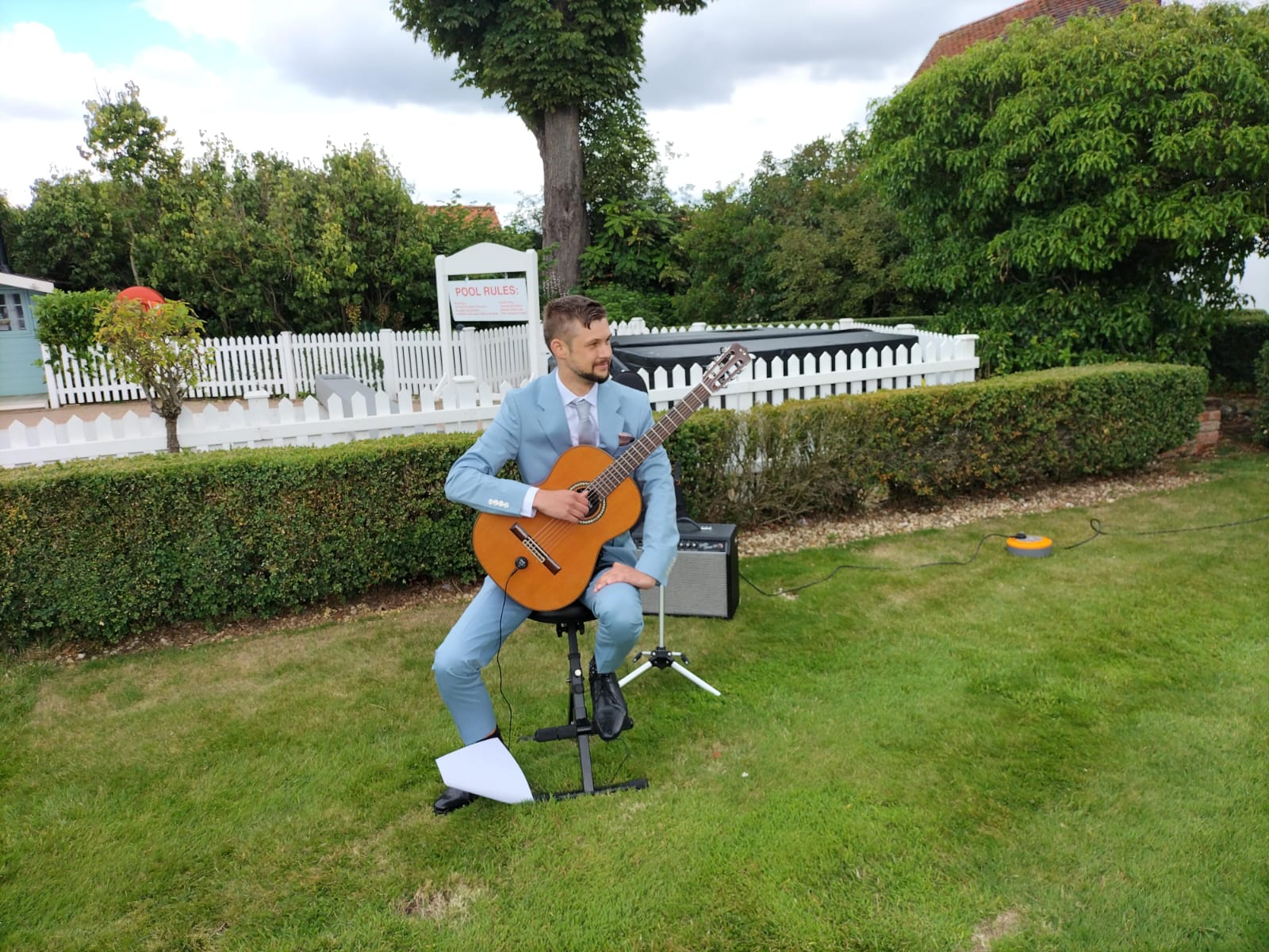 Guitarist Dan Covering A Variety Of Styles