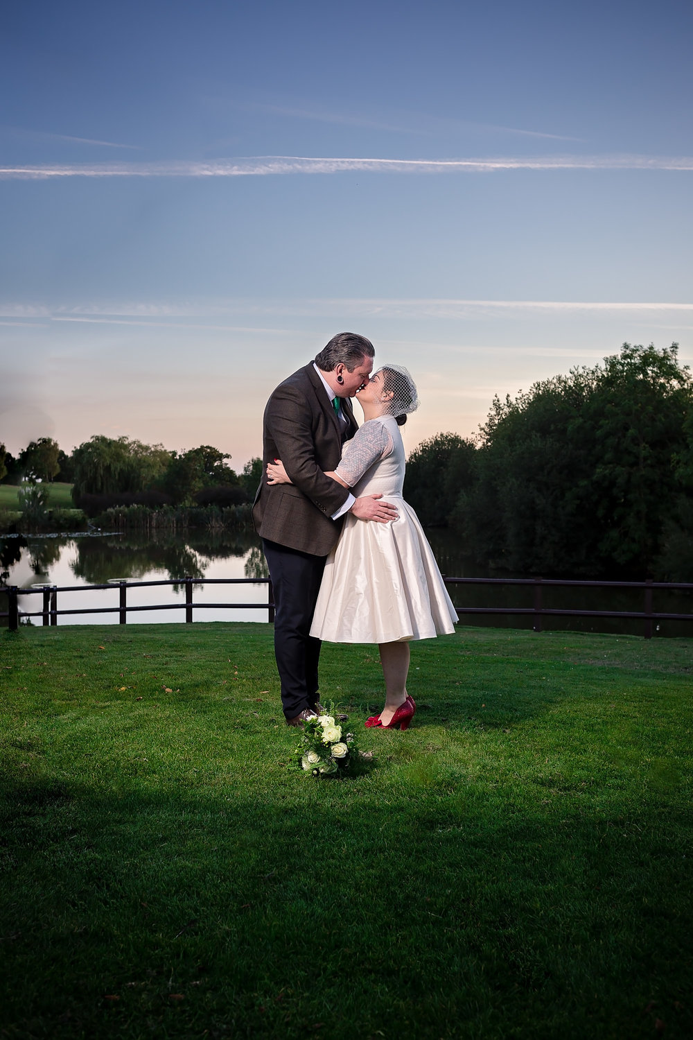 Relaxed, documantary Wedding Photography