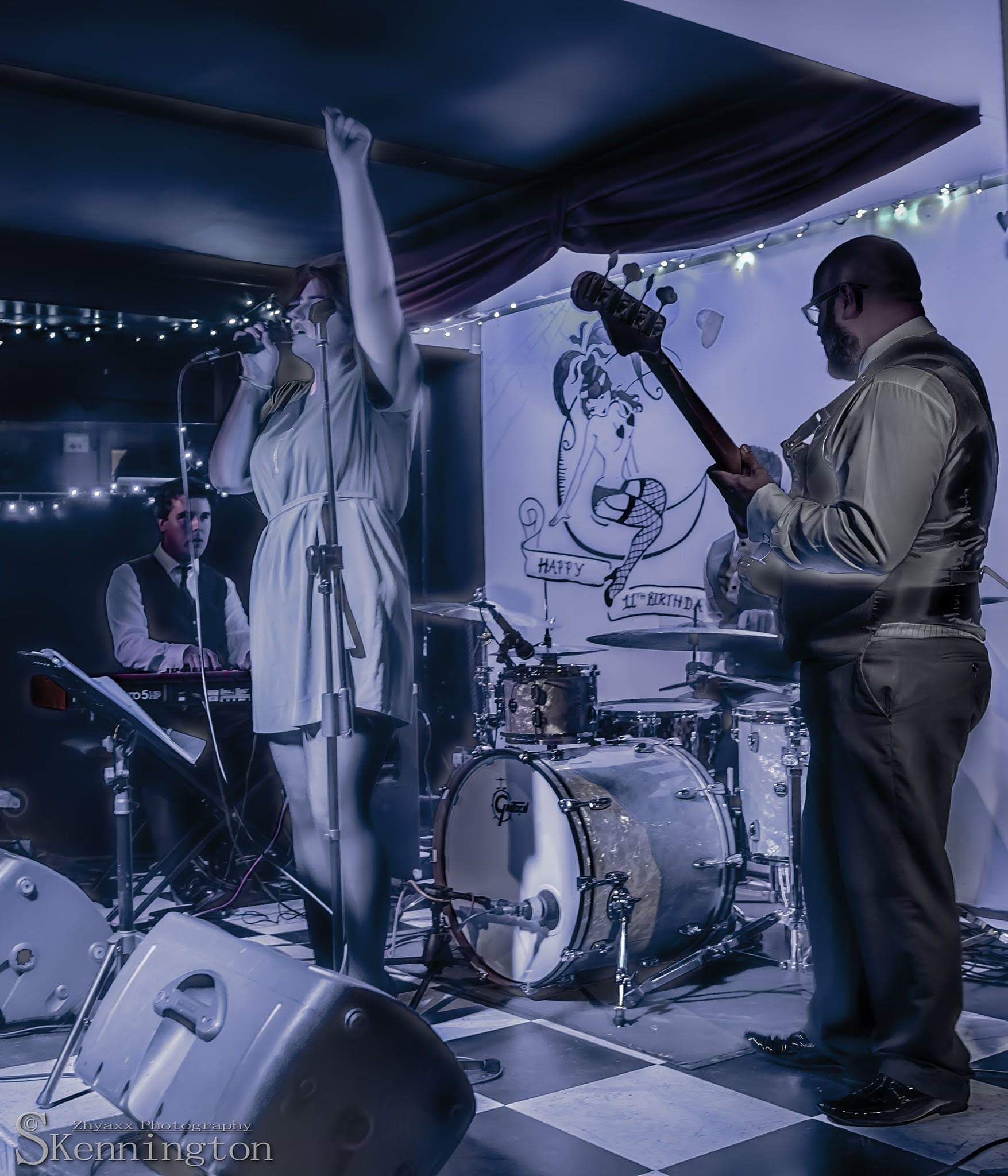 Soul, Pop, Motown & Funk Band 'Midnight Rouge'