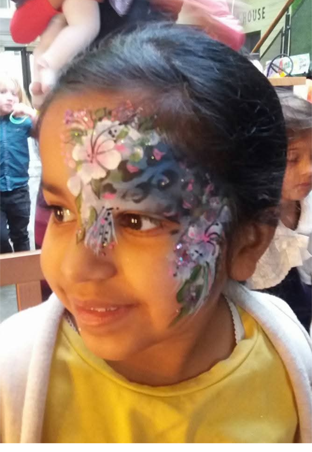 Exquisit Face Painting & Balloon Modelling