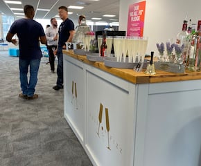 Gorgeous Stylish Pop Up Bar Serving Perfectly Chilled Drinks