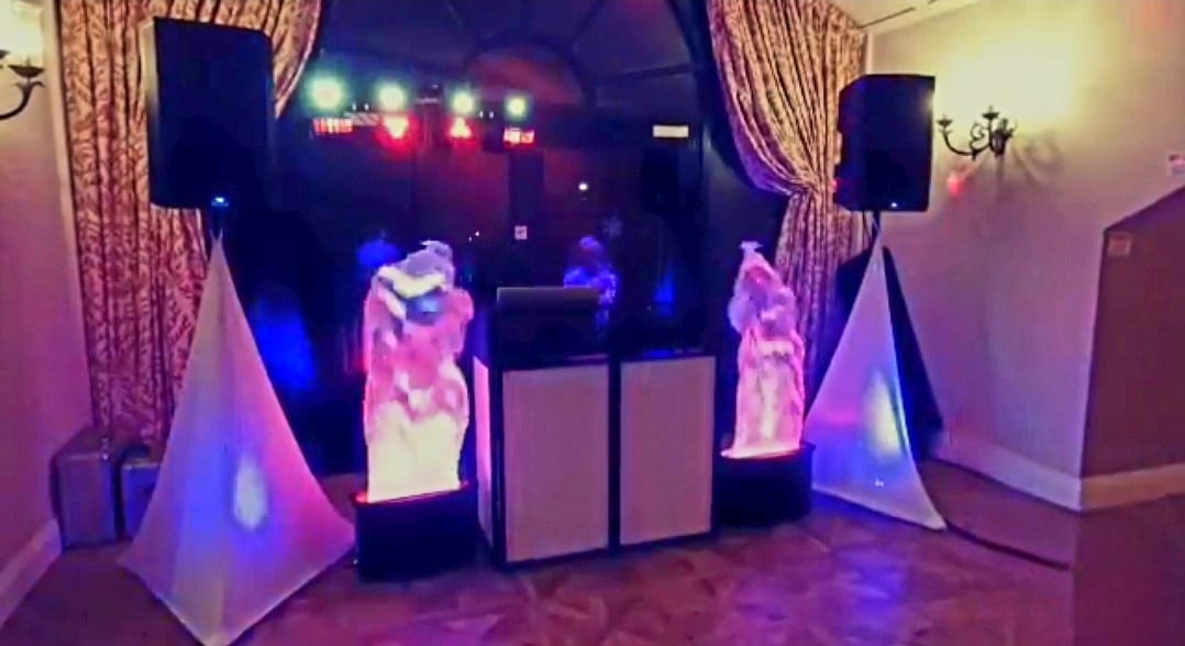 Fun, Professional & Entertaining Female DJ & Karaoke Host