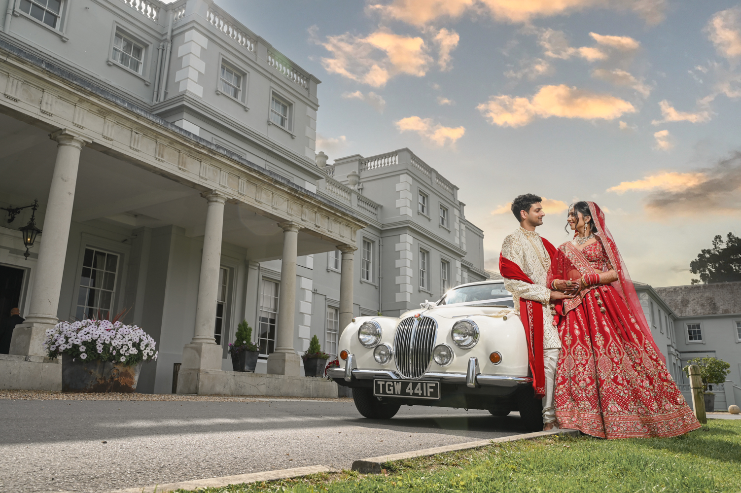 Candid & Creative Wedding Photography