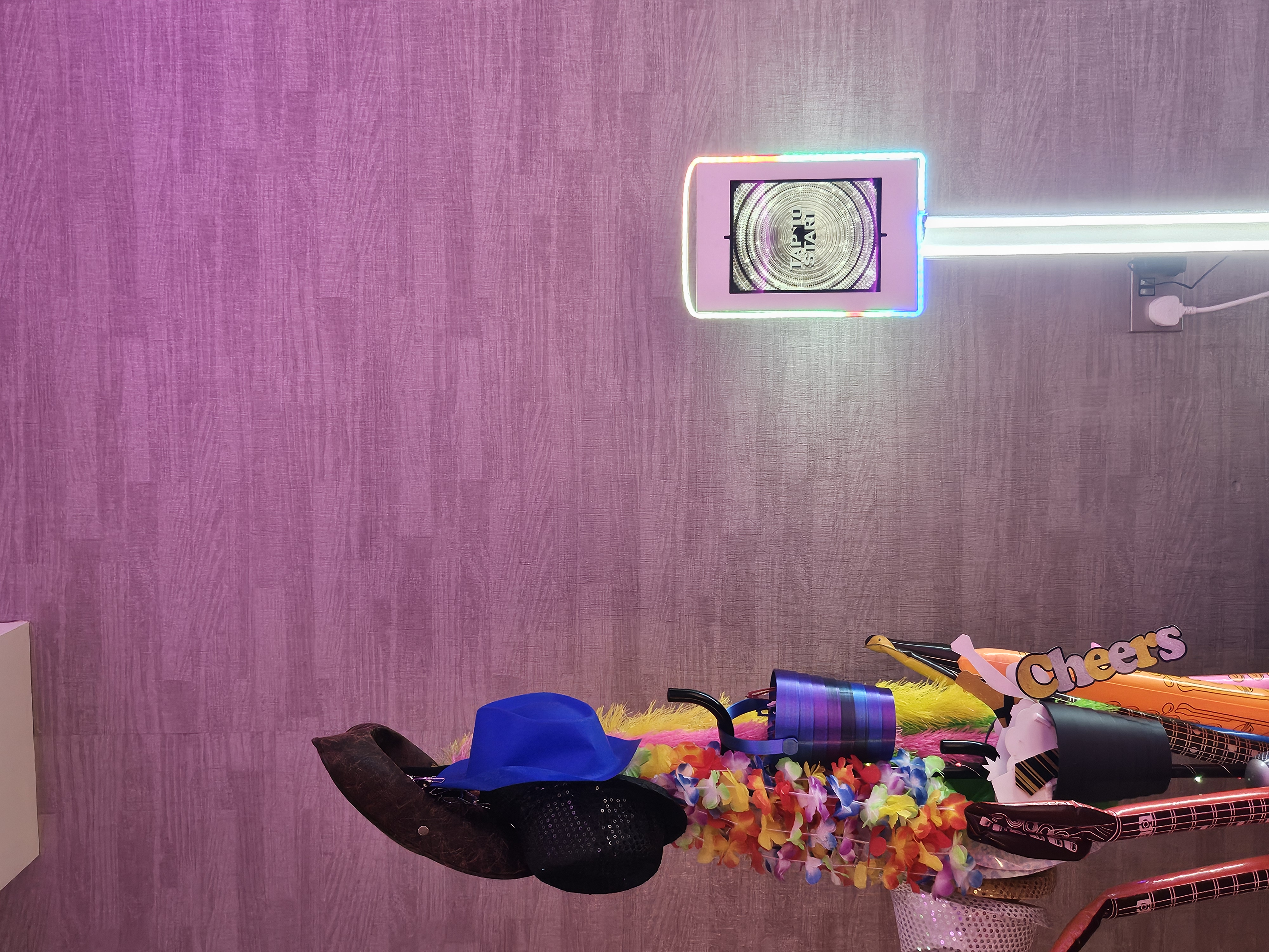 360 Photo Booth & Selfie Pod Extravaganza