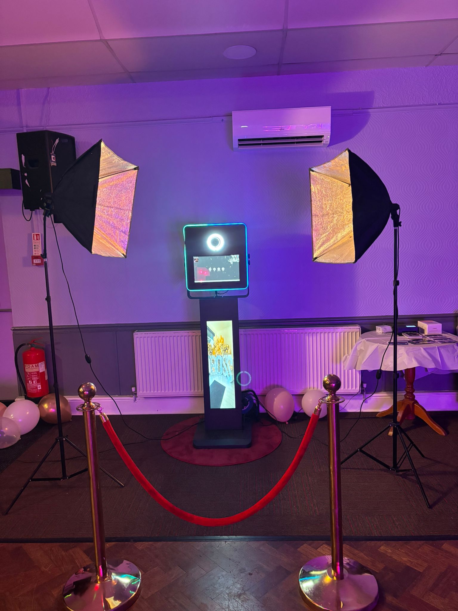 The Ultimate SmartScreen Selfie Booth