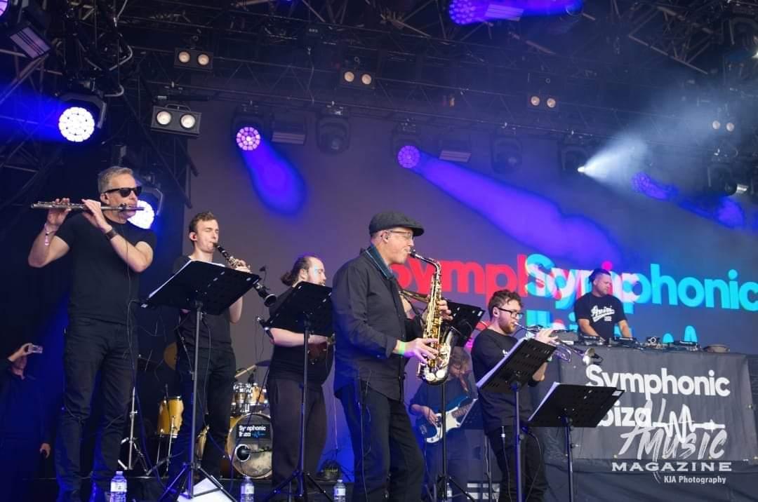 Versatile Solo Saxophonist Jezza P