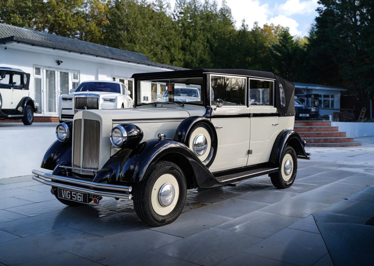 Regent Landaulette Convertible - Vintage 6 Seater