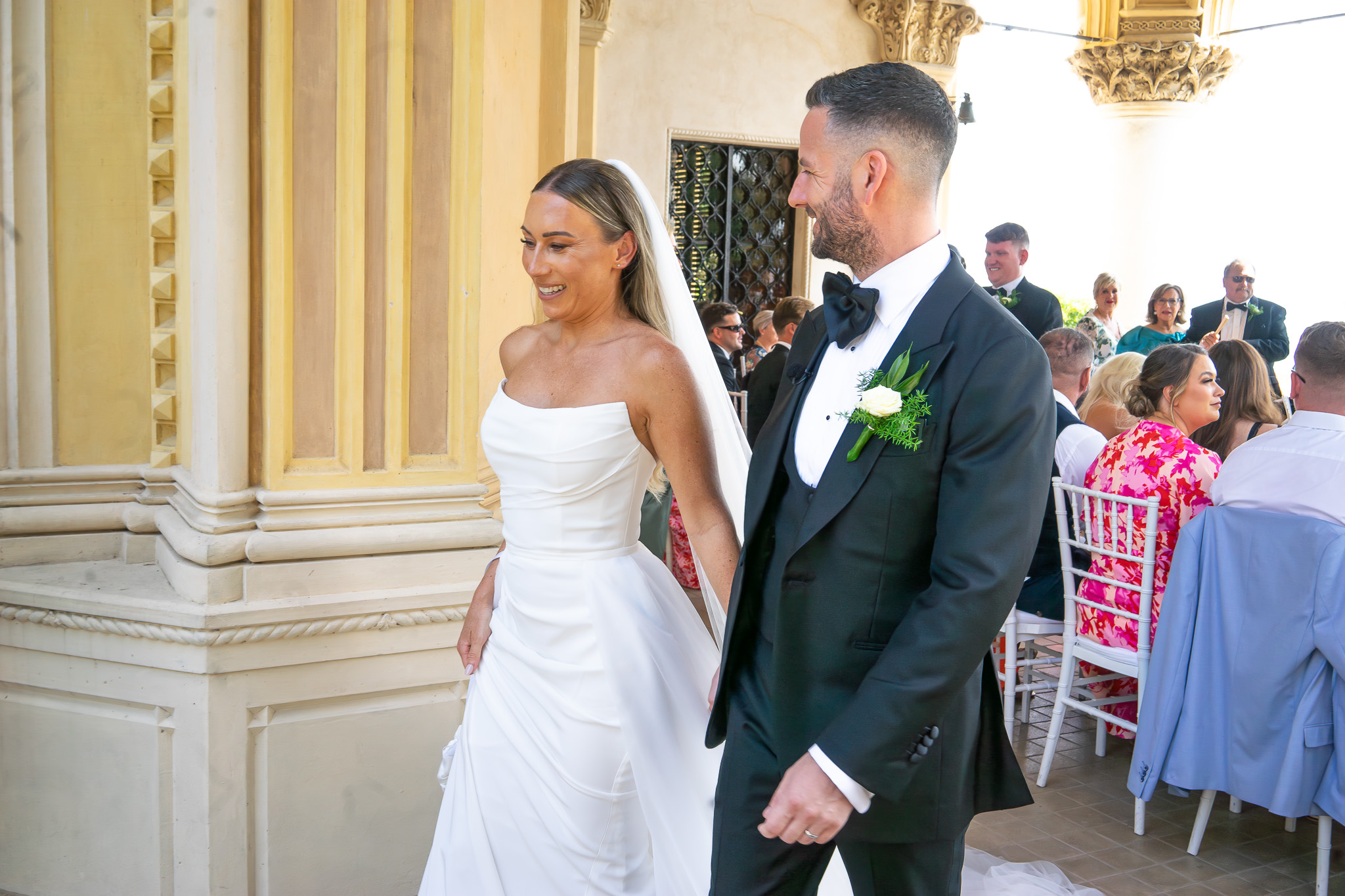 Relaxed Documentarty-Style Photography Capturing The Heart Of Your Day