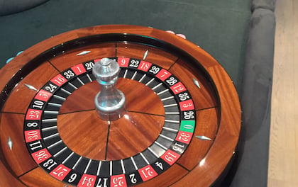 Professional Casino Roulette Table Hire