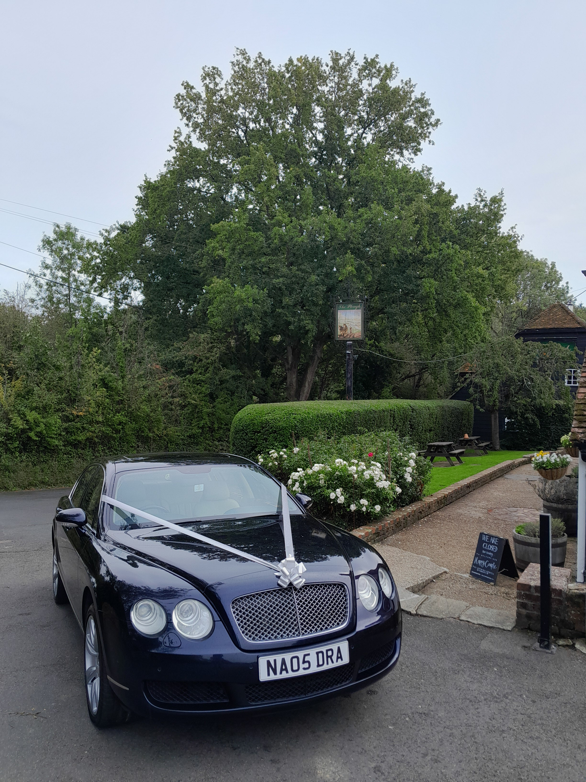 Classy Bentley Continental Flying Spur