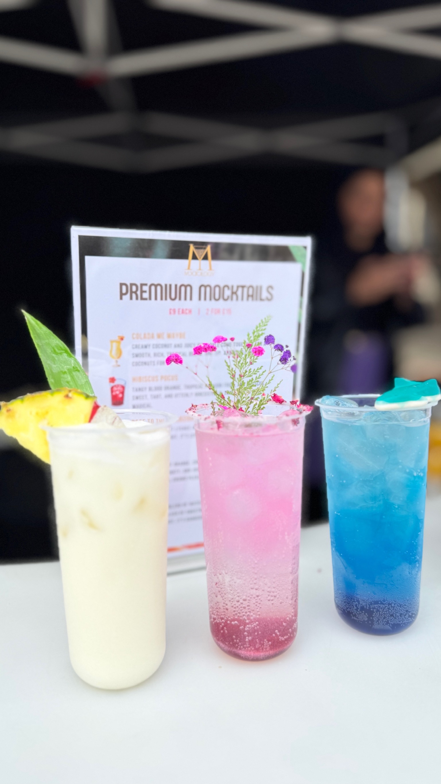 Full Live Bar Service with Premium Non-Alcoholic Mocktails & Mojitos