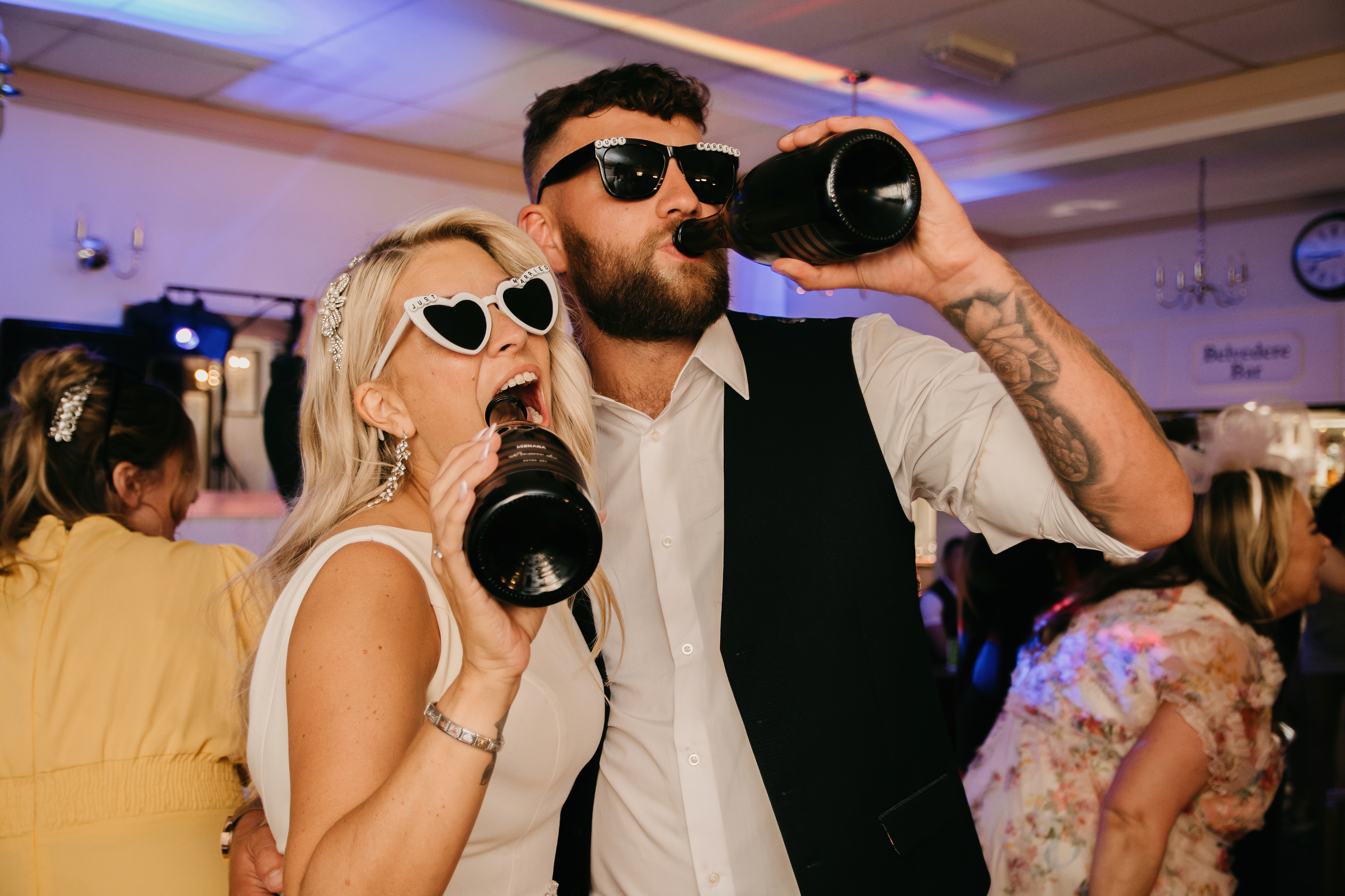 From Morning Prep to First Dance: Full-Day Wedding Photography