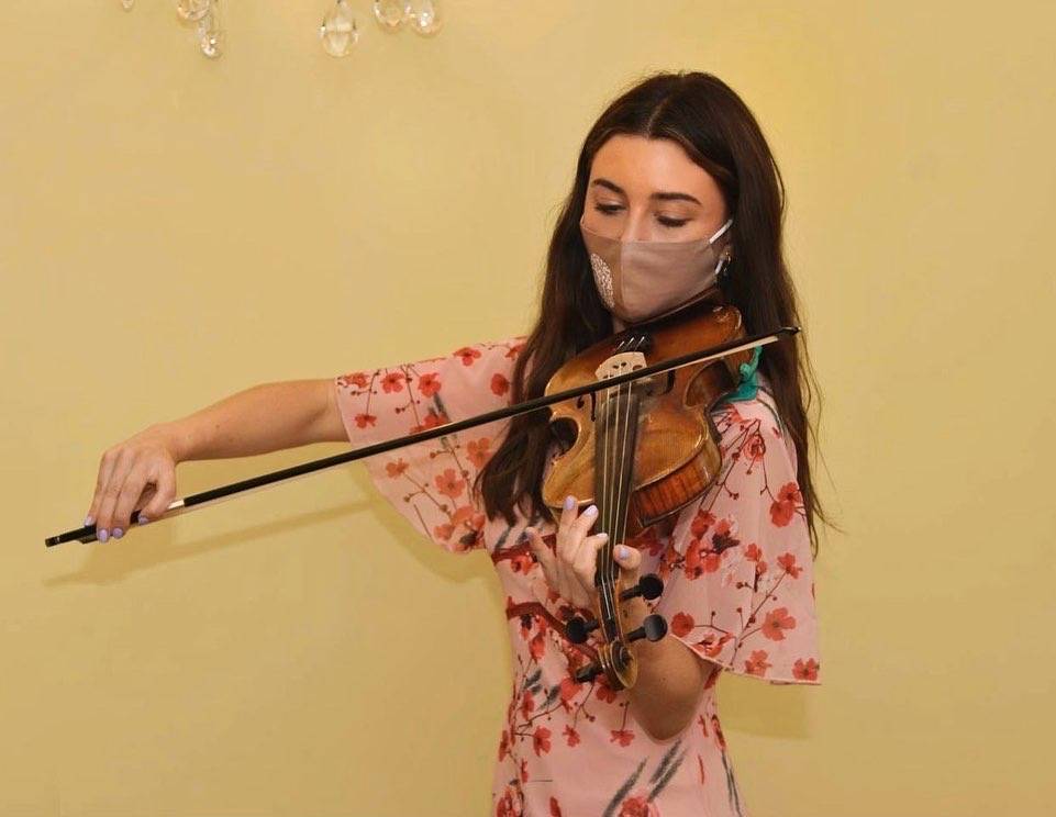 Professional Electric & Acoustic Violinist Octavia